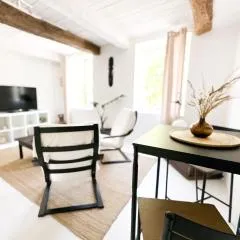 Joli 2P, Piscine à 2 min, Coeur du village