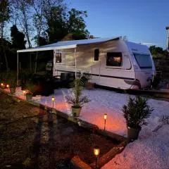B&b A&J