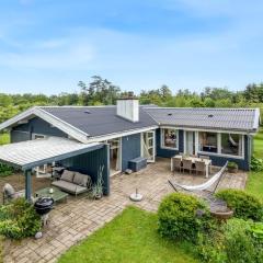 Holiday Home Vangel - 350m from the sea by Interhome