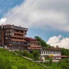 Avulot Mountain Resort Hotel