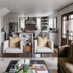 Stylish Renovated Craftsman with Pool and Garden Escape