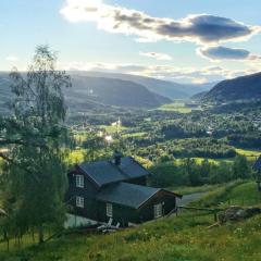Familievennlig Hytte Med Landbruksidyll