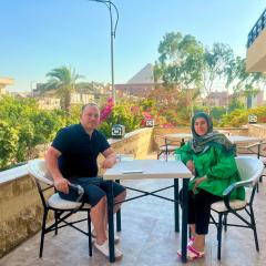 Suzana Pyramids Inn