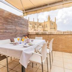 Relax Above the City-Terrace, Views & Comfort