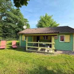 Chalet paisible pour 6 personnes au cœur de la nature - FR-1-583-419
