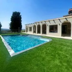 Villa With Double Kitchen And Pool In Umbria