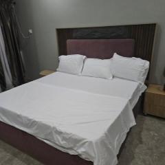 Moment hotel & suites