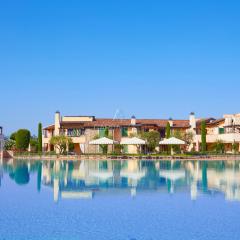 Resort Apartment - Borgo esclusivo con Piscine e Campi sportivi