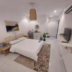 غرفة مميزة بمدخل خاص - إقامة هادئة ومريحة