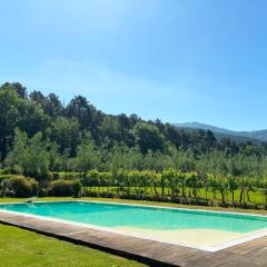 Il Palazzaccio con Piscina a Lucca by TuscanyWeGo