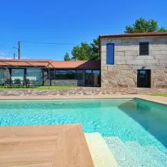 Lujosa villa con piscina