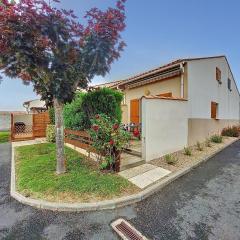 Holiday Home La Coralline-4 by Interhome