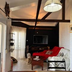 Appartement Équipé à Louer en Bord de Mer ,Vue Imprenable, 3 Chambres