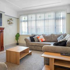Contractor Stays, Newly Renovated, Free Parking, Sleep 7