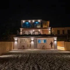 TSABAS BEACH SIDE APARTMENTS ΤΣΑΜΠΑΣ παραλιακά διαμερίσματα 1