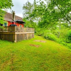 Mtn-View Deck and Grill Creekside Catskills Cabin!