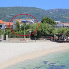 Apartments by the sea Kastel Stari, Kastela - 19465
