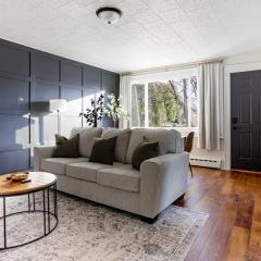 Laundry Room, Near Hwy, Parking Next To Entrance