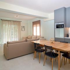 Zoe's Luxury Apartment