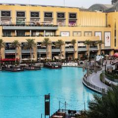 Cozy 2BDR Residence in Dubai's Souk Al Bahar