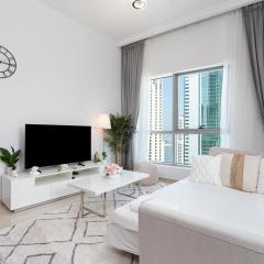 Gorgeous 1 Bedroom Marina View