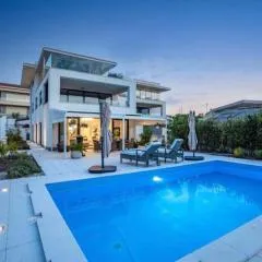 Apartment Villa Bella