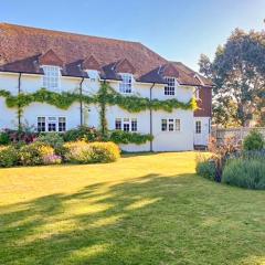 Apartment 9 Barton Manor - Uk40051