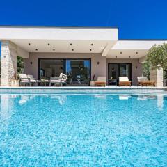 Villa Chiara, Neubau-Ferienhaus Pula-Sisan