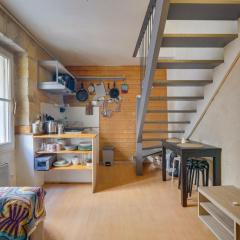 CHARMANT STUDIO DUPLEX 19 m2 - BORDEAUX CENTRE HISTORIQUE