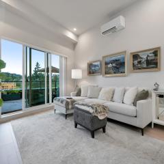 Whirlaway – Luxurious one bedroom Penthouse with study and 2 parking spots by Victoria Prime!