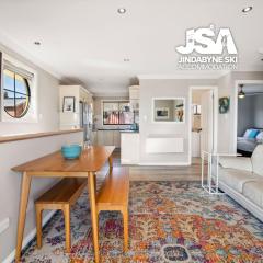 Aristeria 8 - Where Excellence Finds its Home