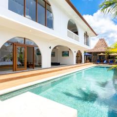 Villa Sukkho - Luxurious modern 4bdrs villa - center Bingin
