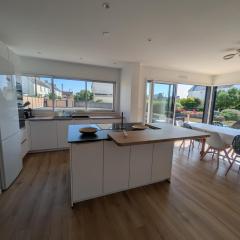 Maison entre Plage 600 m et centre 800m