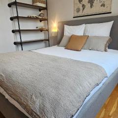 La Maison de pêcheur typique au Guilvinec - A 100 m de la mer - Tout à pied, plage, port, commerces- Wifi inclus - Linge de lit inclus - Jardin clos - En supplément , ménage et serviettes