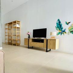 PLANAS 3 Designer Aparment with Terraza in Ruzafa SOHO