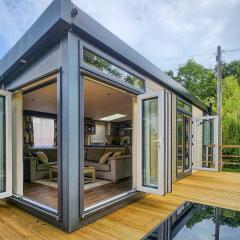 Pigeon Coo Lodge