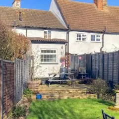Sunny Meadow Cottage