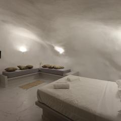 Santorini White Lotus