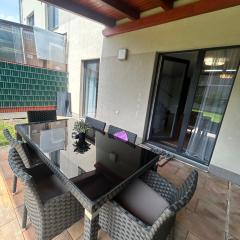 Villa many separate rooms with Free Parking Praha 4 libuš