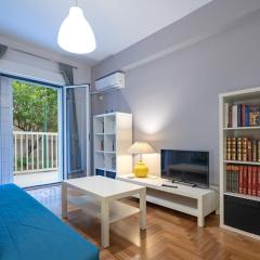 Backyard Bliss in Ano Patisia by ΜΡS