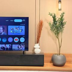 غرفة وصالة مساحة واسعة