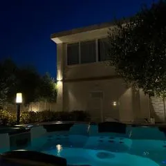 La Depèndance Luxury Rooms