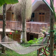 David Crater Homestay