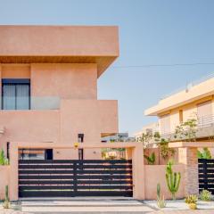 Modern 4BR Villa - Private Pool - Argan Golf