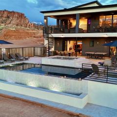 New Exclusive Retreats Desert Vista Heated Pool