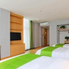 Vatica Hotel Hefei Yaohai Longgang Subway Station