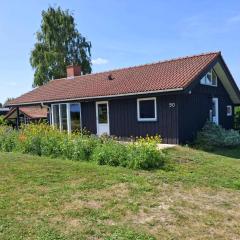 Cozy Summer House By The Beach And Forest