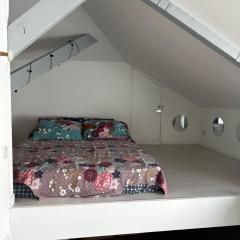 Charmante chambre dans maison coloniale