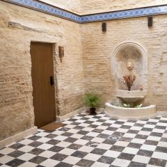 Arena Centro Rooms&Suites, by Homing U