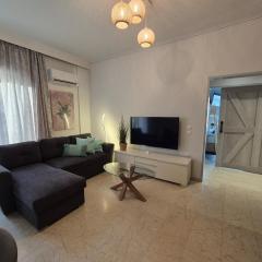 Loutraki luxury city center apartment